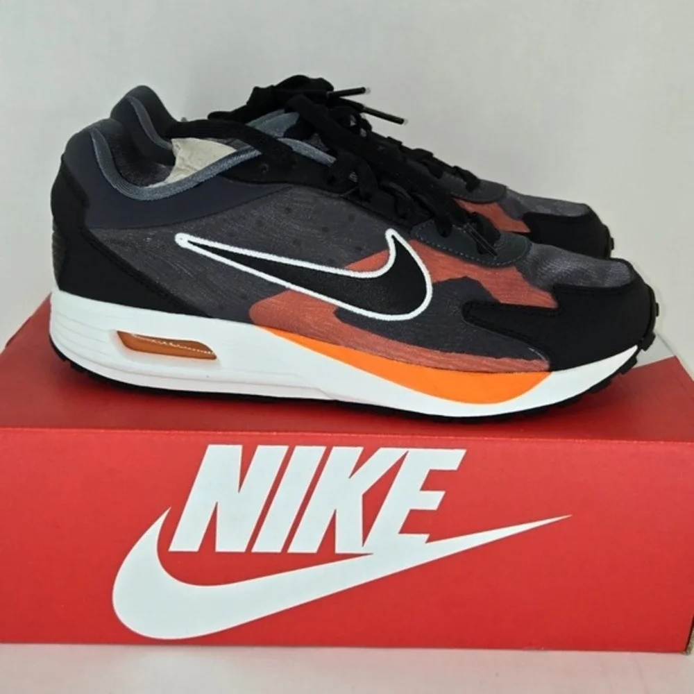 Nike Air Max Solo SE Anthracite Black Total Orange FJ2594-001 Mens 8 Womens‎ 9.5